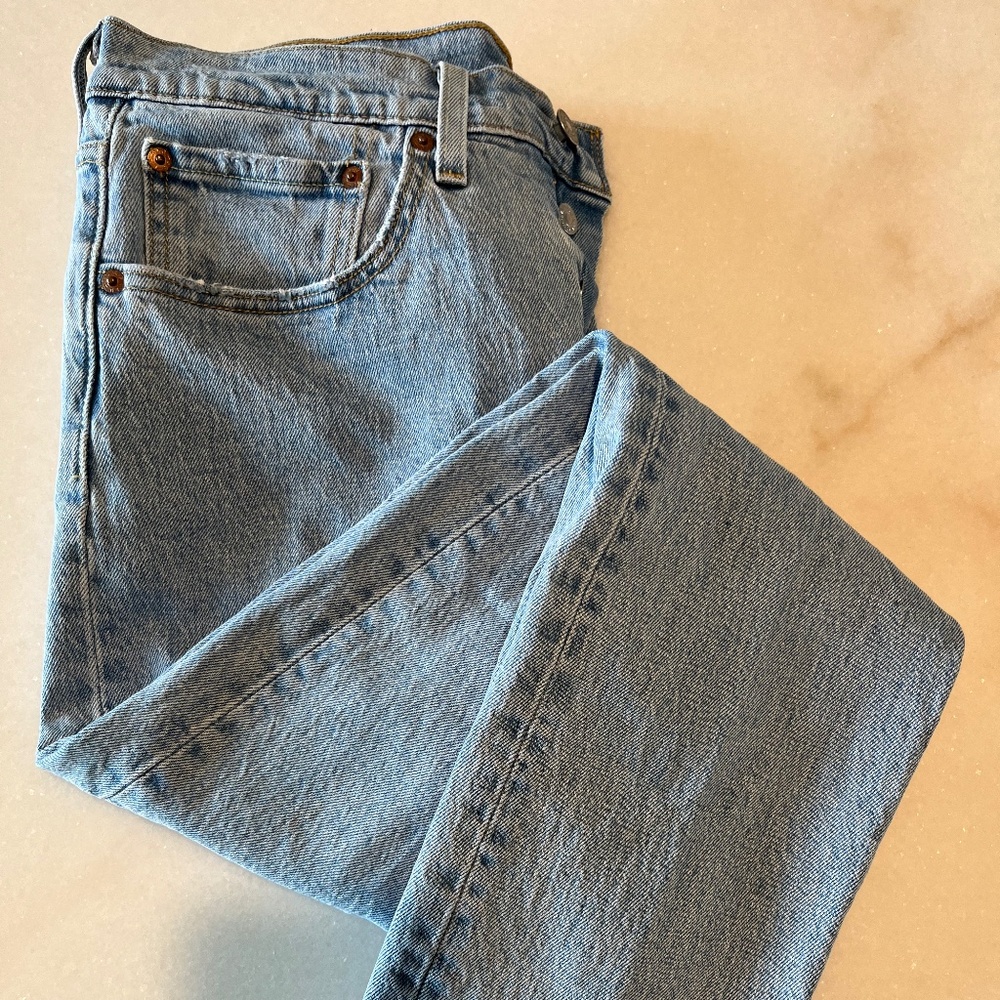 Levi's High Rise Skinny 501s Sz10 - Frayed Hem, Button Fly, Slight Distress